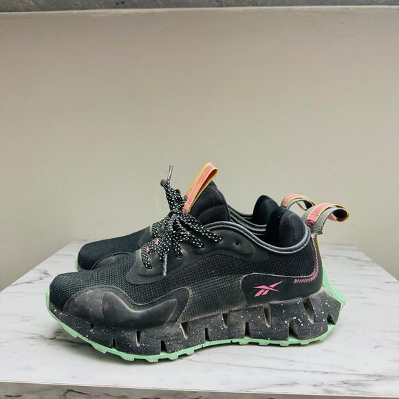 Reebok Zig Dynamica Adventure Black And Pink Running Shoes Women’s Size 7 - Picture 1 of 10